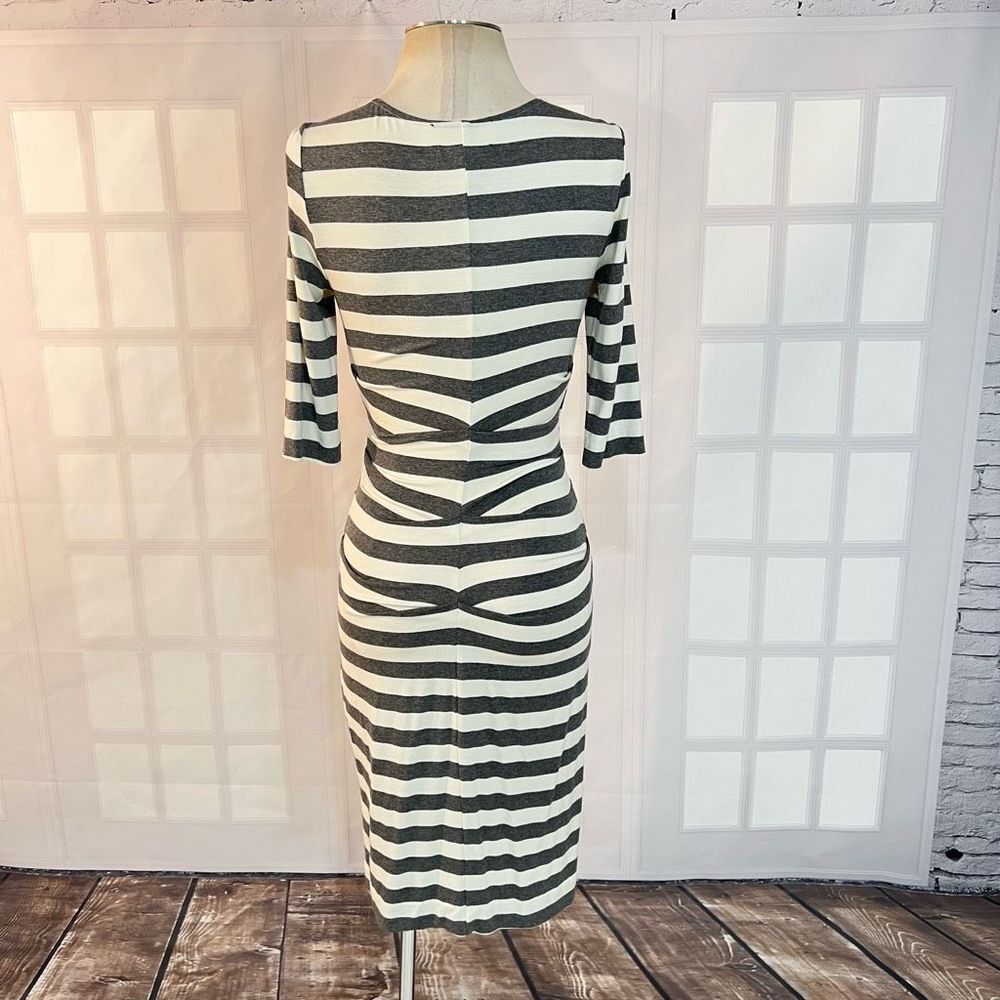 🔥🔥5 for $25🔥🔥 Nicole miller gray white striped ruched long sleeve bodycon dress - Picture 7 of 11